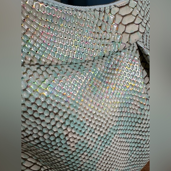 Brahmin NWOT Bristol Hobo-Opal Shimmer-Snake Embossed Leather-HTF-RARE - Picture 3 of 16